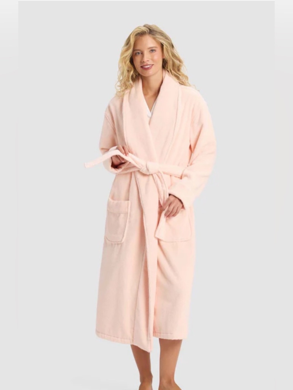 Cozy Earth Luxe Bath Robe in Blossom, size Large.